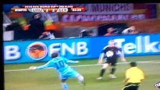 Amazing goal from Uruguay's best player Diego Forlan