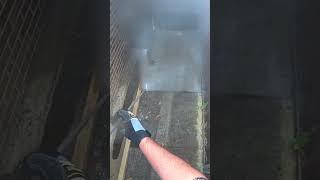 Power Washing dirty concrete #shorts #trending #best #diy #satisfying #tutorial & 