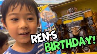 What do Japanese children choose as birthday presents? I went to a toy store in Malaysia!