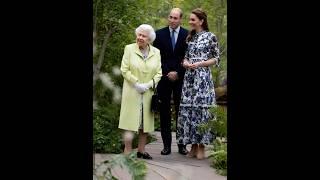 Wow, Sweet Memory Queen Elizabeth and prince Willam and his Catherine in the Chelsea￼ garden