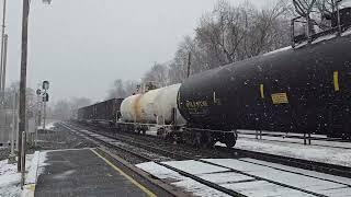 Eastbound intermodal and westbound manifest meet at Lewistown, PA (12/20/2024)