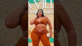 Barbara Modelo ~ Plus Size Curvy Model ~ Bio #shorts