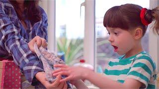 NEW GIFTS!    | TOPSY & TIM | WildBrain Kids