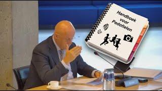 #Pedohandboek bijna verboden !!!