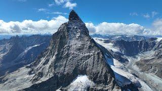 Matterhorn u. Umgebung mit der Drohne