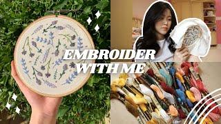 EMBROIDER WITH ME!! | floral embroidery design on hoop