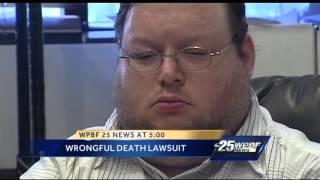 Man suing nursing home over mother's death