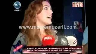 Meryem Uzerli (Meriem Userli) Kirmizi hali