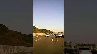高速道路　追い越し中に落下物が#Shorts