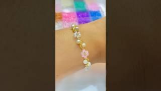 Daisy  beads bracelet #beadedbracelet #beadsbracelet #diy #shorts #tutorial #beadedjewelery