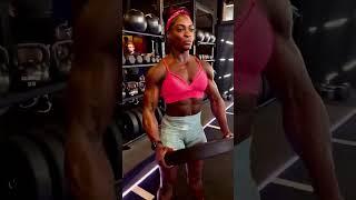 shellyfit ifbbpro 20220904 reel 2920108220625172974 1 2920108220625172974