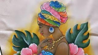 Pintura de mulher negra, com colar, turbante coloridos, flores e folhas.