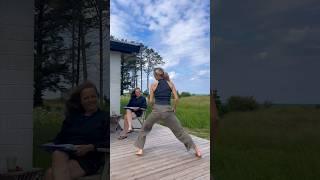 Twerking in front of my mom‍ #tyla #dance #jump #shake #viral