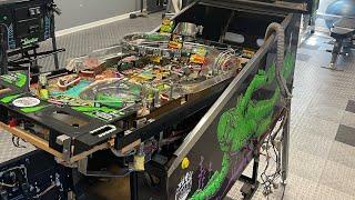 Bally Creature From The Black Lagoon Pinball 1