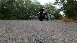 Yamaha R1 RN32 Akrapovic exhaust + Y pipe revving + flyby