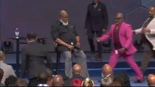 Bishop TD Jakes suffers medical emergency during church sermon.