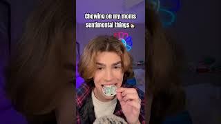 Chewing on my moms sentimental things #asmr #chewing #mukbang