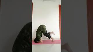 Simple steps to learn Shirshasana - For beginners.                                #shirshasana