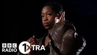 Mnelia - 'Say Yes' (Floetry cover) 1Xtra's R&B Session