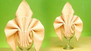 THE FLEUR-DE-LYS NAPKIN FOLDING