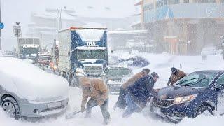 ヨーロッパは麻痺：暴風雪がイタリアとバルカン半島を襲い、数百万人が停電、高速道路が凍結