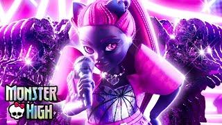 Catty Noir's MOST EPIC Stage Comeback EVER! & the New Monster Fest Music Video | Monster High