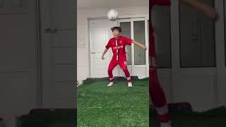 Kim Yeseo's soccer freestyle.