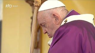 Messe de commémoration des fidèles défunts présidée par le pape François au cimetière Laurentino