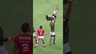 Unleashing raw power: Rugby players in awe-inspiring strength 