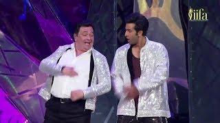 WHAT A SPECTACULAR PERFORMANCE!  Rishi kapoor and Ranbir kapoor Dance at 2020 Awards 