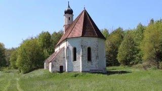 verlassene Kirche/Bauernhaus in Niederbayern