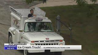 WGN Morning News 30th Anniversary Parade - Part 1