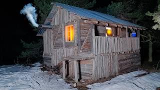 Hiding in an Abandoned Log Cabin in the Wild Forest Throughout the Year 2024 From Winter to Summer