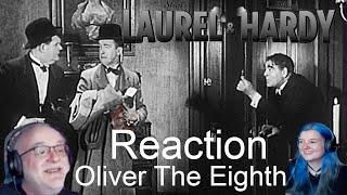 Laurel & Hardy - 𝐎𝐥𝐢𝐯𝐞𝐫 𝐓𝐡𝐞 𝐄𝐢𝐠𝐡𝐭𝐡 - 1934 (Dad&DaughterFirstReaction)