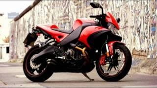 Buell 1125 CR Motorvision testet die brutale nackte Amerikan