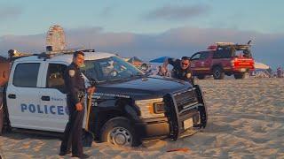 Police Truck Gets Stuck in the Sand at Santa Monica Pier