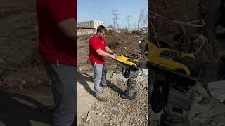 Vibration rammer ZITREK CNCJ 80 K-5, 4-stroke LONCIN engine in operation \ Вибротрамбовка в работе