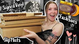 Vinyl Record UNBOXING HAUL!  Autographs, Limited Editions, Slip Mats!