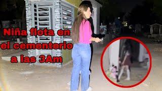 NIÑA flota en el cementerio