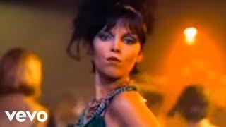 Pat Benatar - Love Is A Battlefield (Official Music Video)