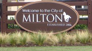 Cruising thru Atlanta’s most upscale Suburb.   Milton, Georgia.  A Horse Haven.