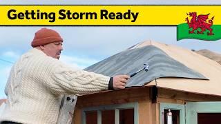 152. Getting Storm Ready, Postbag & Vlogmas - Living Alone in Wales (November 2024)