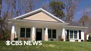 3D-printed homes, a community program for refugee kids and more | Eye on America