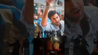 Ladkiya Huwai Pagal Theatre Mein Yeh Jawaani Hai Deewani Dekh Kar 