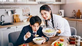 鄉下女孩一碗粥治好13歲總裁的厭食症，10年後他愛上她豆腐般柔軟的唇，只對她脫敏占有她的一切！#短劇 #甜寵 #瑪麗蘇 #總裁灰姑娘