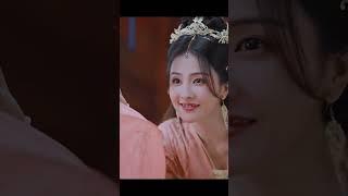 ใครก็ต้องก้มโค้งคำนับให้เขา เว้นแต่ "นาง" #จันทราอัสดง #หลัวอวิ๋นซี #ไป๋ลู่ #LuoYunxi #BaiLu #长月烬明