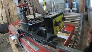 Changing sanding head on the Wood Wizz.  I also explain the auto feed.  Side to side/up down