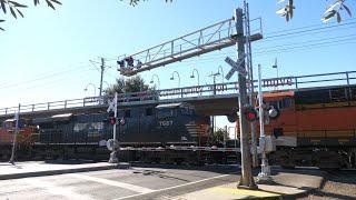 *New Signals Replaced EMs* BNSF 8168 Lots Of Power & NS - Florin Rd. Railroad Crossing Sacramento CA