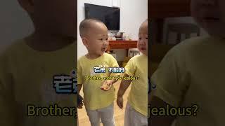 Twins Eat Lemons, Who Is Not Afraid Of Sourness? #baby #brothersbyheart #brotherheart #cute #funny