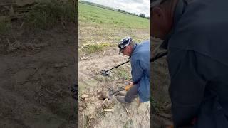 Теперь купит квартиру  #поискмонет #клад #металлоискатель  #коп #metaldetector #металлкоп